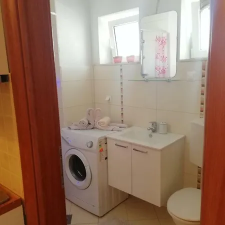 Adriatic Sea View Apartamento *